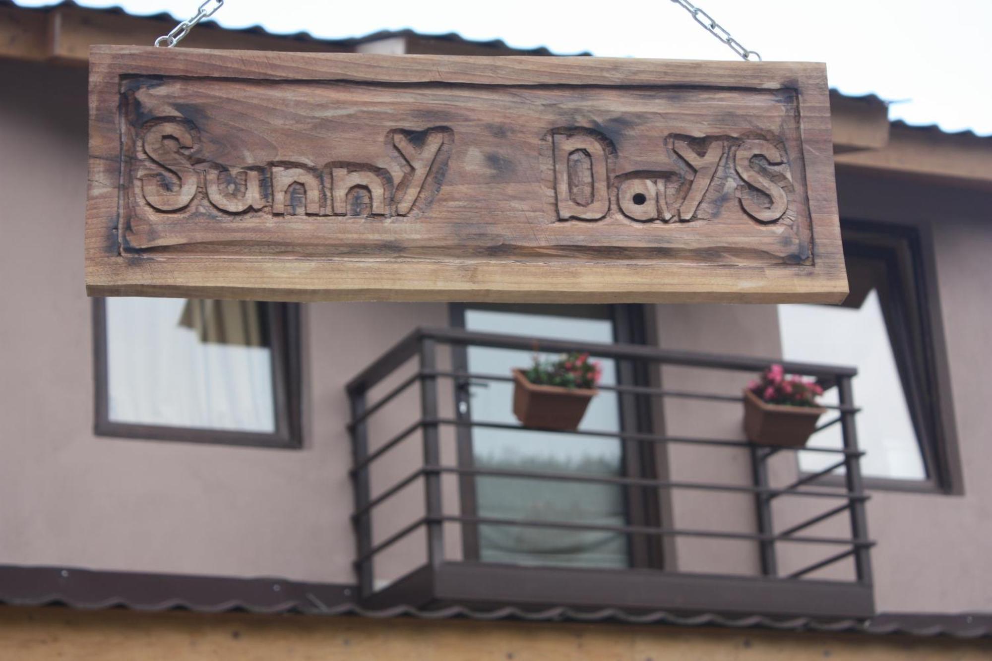 Hotel Sunny Days Боржоми Екстериор снимка